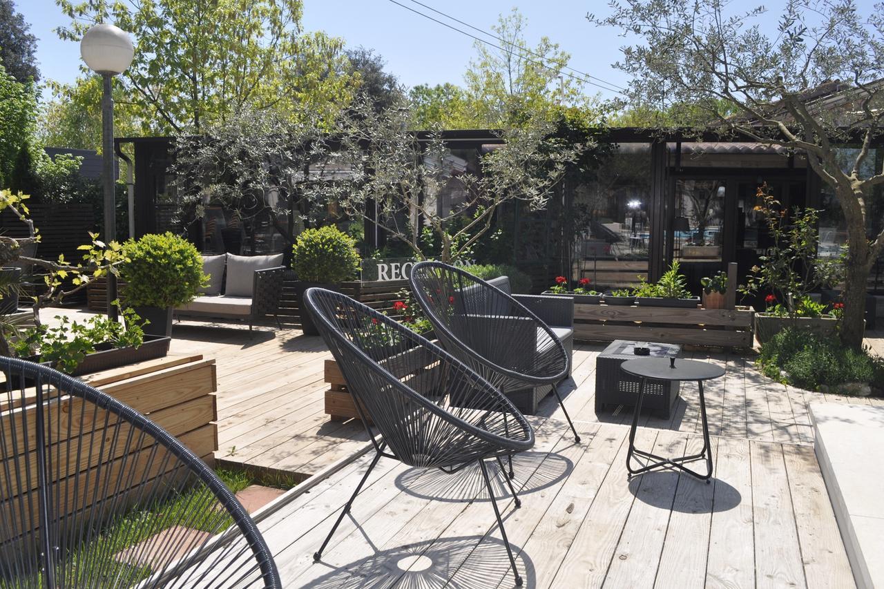 Boutique Mobile Homes Ulikarovinj (Adults Only) Exterior photo
